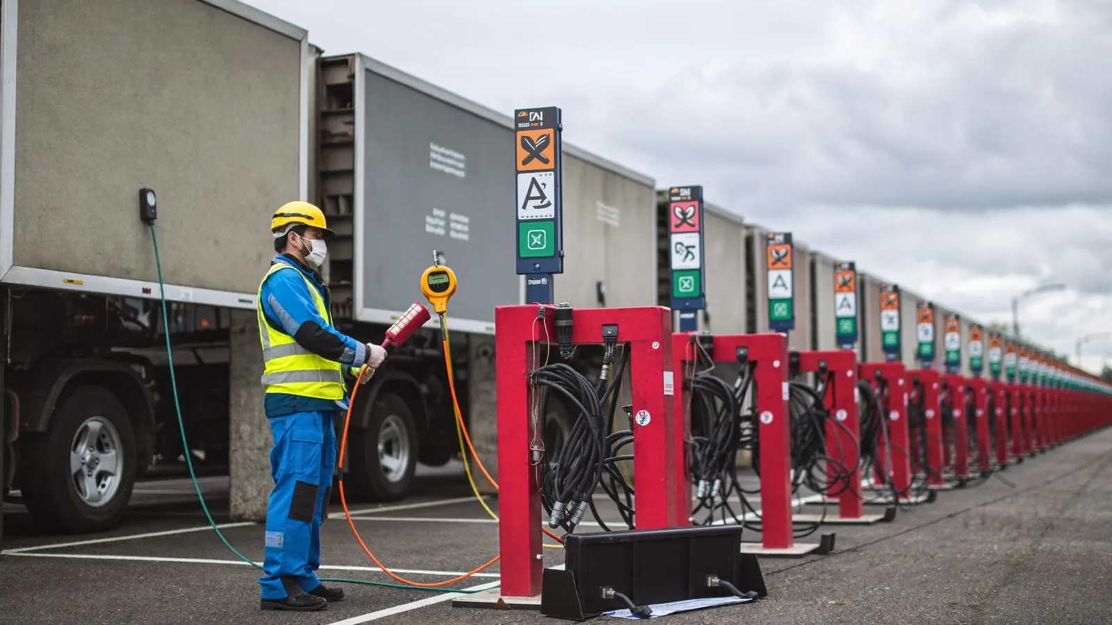 Commissioning a charging depot: the acceptance test