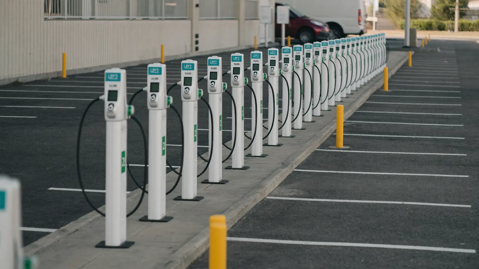 Fleet EV charging cost per port
