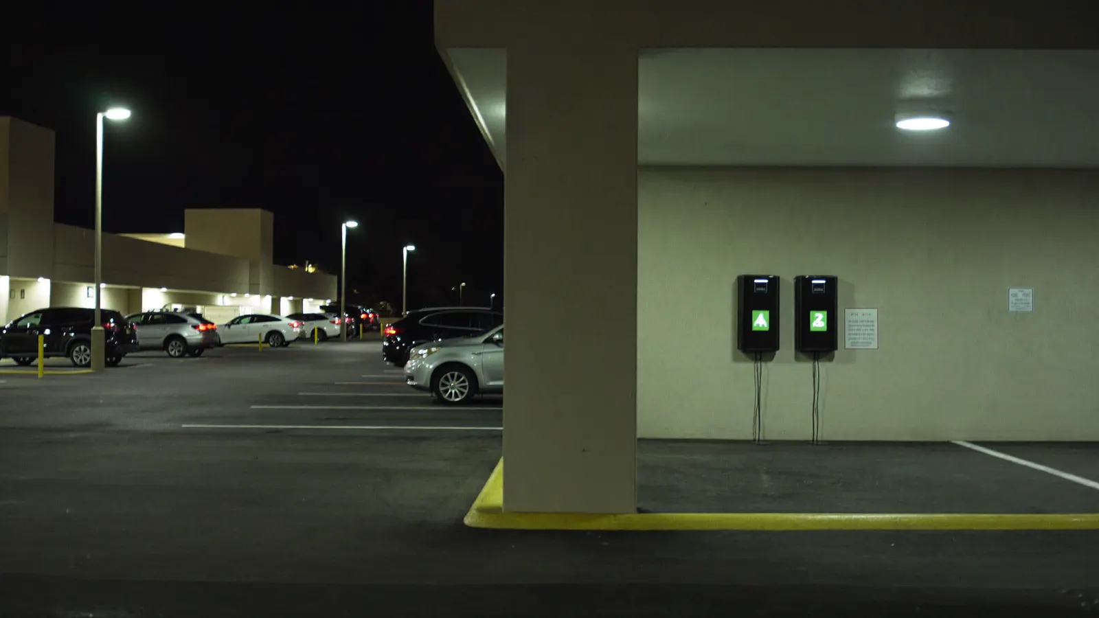 Level 2 or DC fast for a retail or hotel lot?